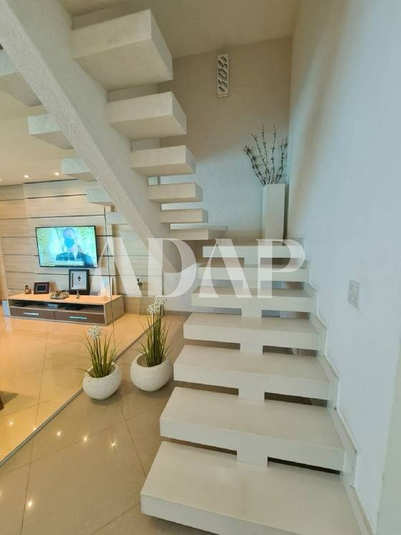 Casa à venda com 4 quartos, 250m² - Foto 6