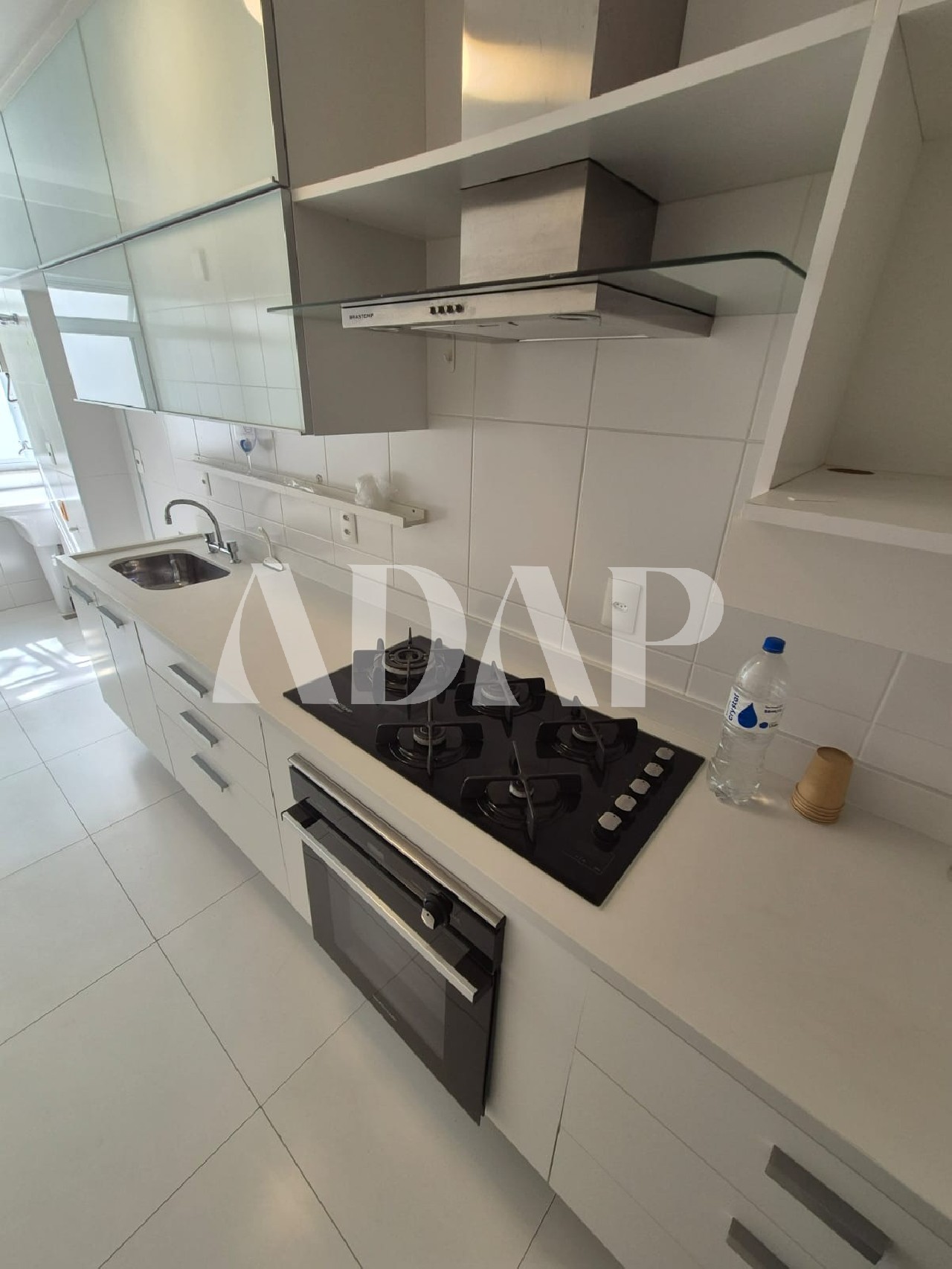 Apartamento à venda com 3 quartos, 101m² - Foto 62