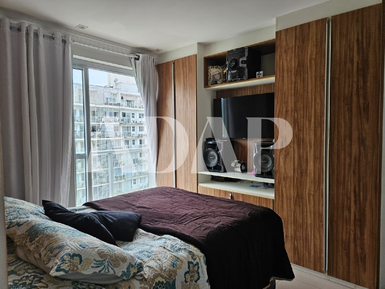 Apartamento à venda com 3 quartos, 98m² - Foto 11