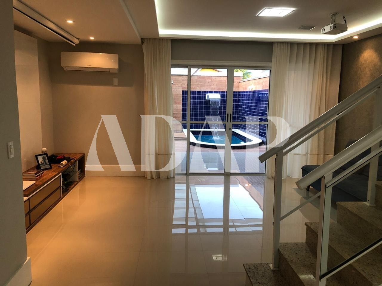 Casa à venda com 3 quartos, 160m² - Foto 5