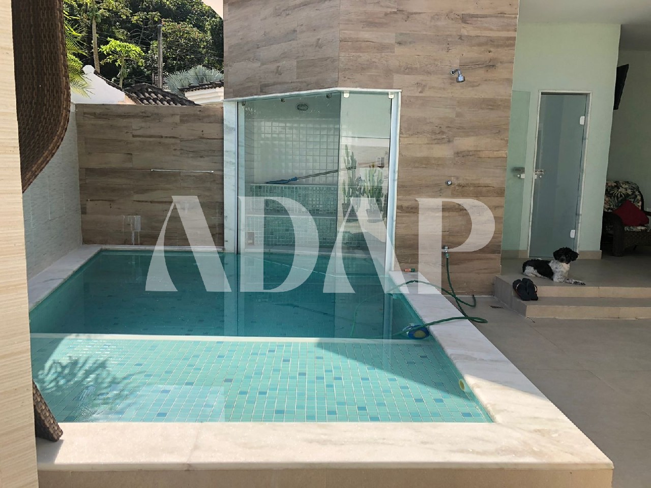 Casa à venda com 4 quartos, 200m² - Foto 5