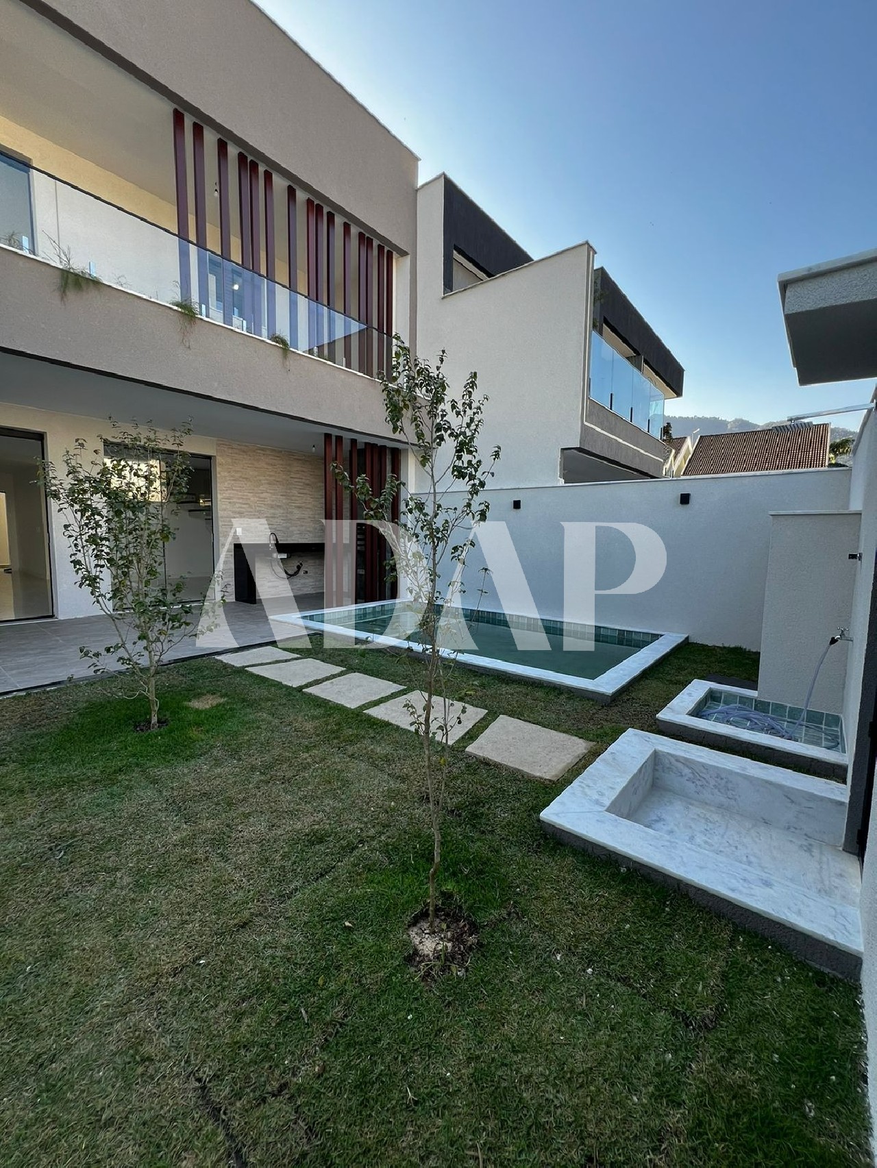 Casa à venda com 4 quartos, 247m² - Foto 20