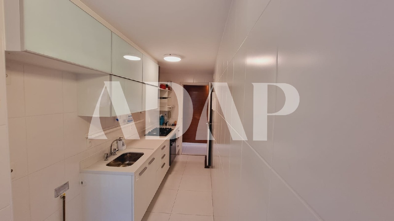 Apartamento à venda com 3 quartos, 101m² - Foto 42