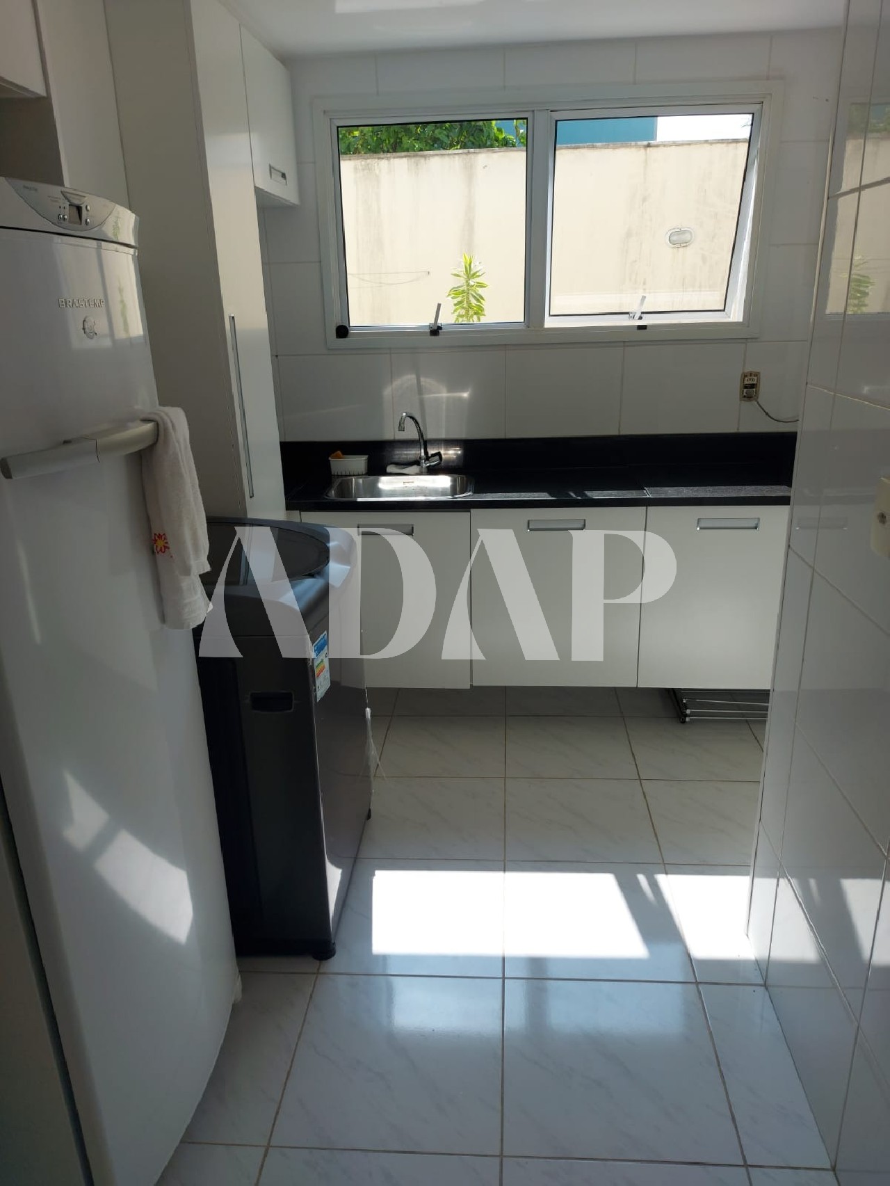 Casa à venda com 4 quartos, 238m² - Foto 17