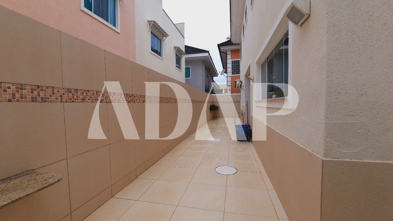 Casa à venda com 4 quartos, 360m² - Foto 13