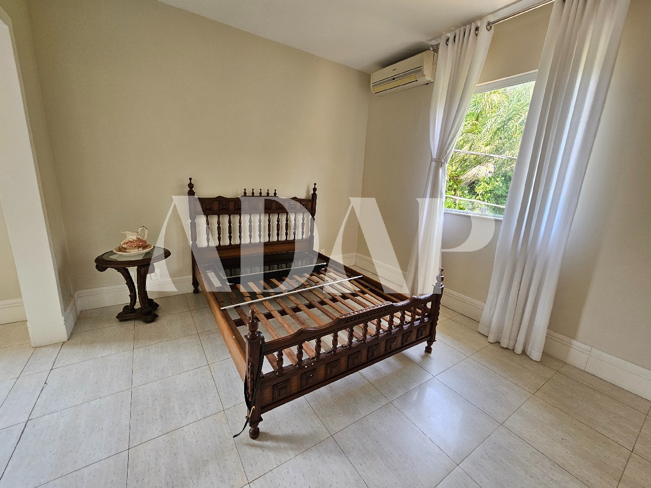 Casa à venda e aluguel com 4 quartos, 360m² - Foto 36