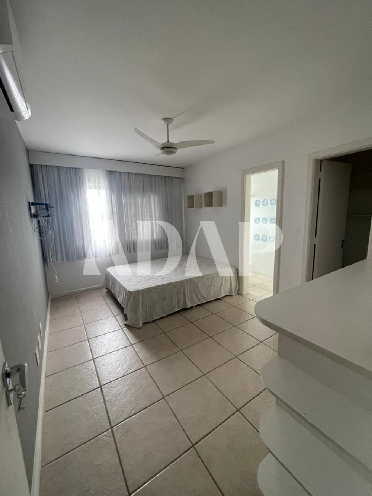 Casa à venda com 4 quartos, 450m² - Foto 19