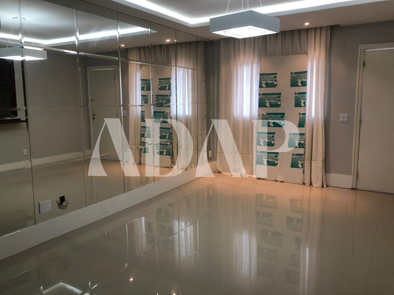 Casa à venda com 3 quartos, 160m² - Foto 8