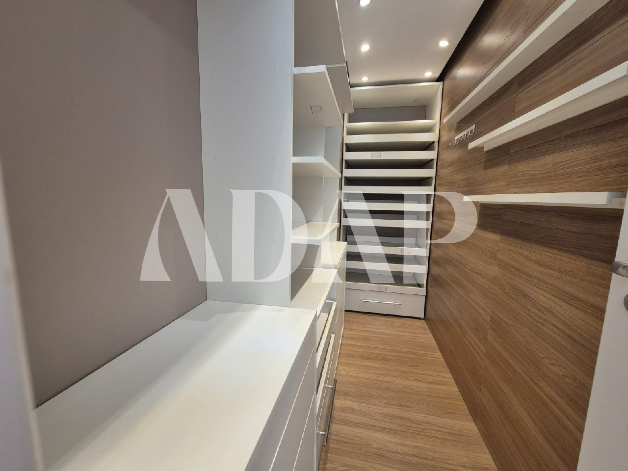 Apartamento à venda com 3 quartos, 101m² - Foto 104