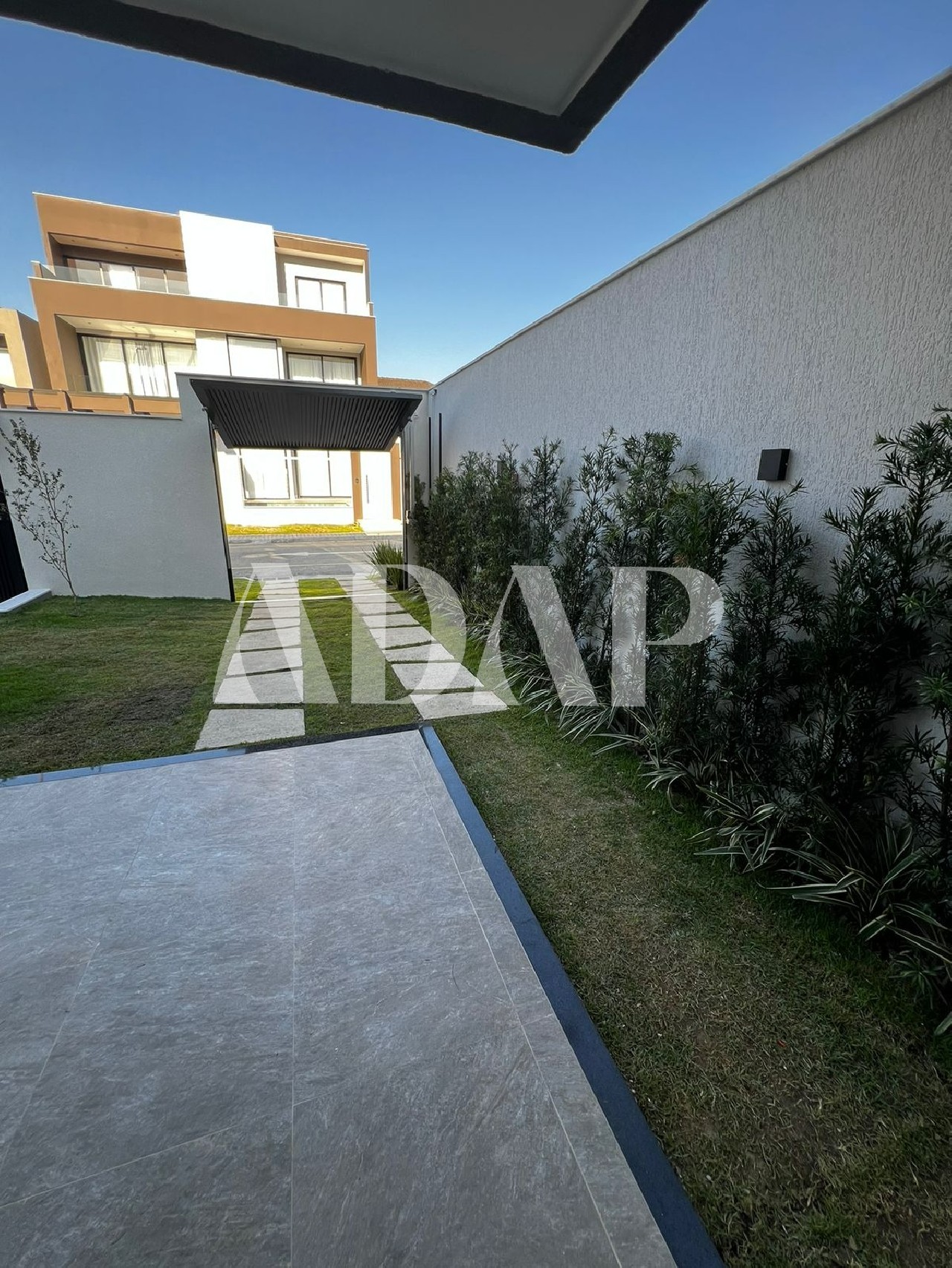 Casa à venda com 4 quartos, 247m² - Foto 25