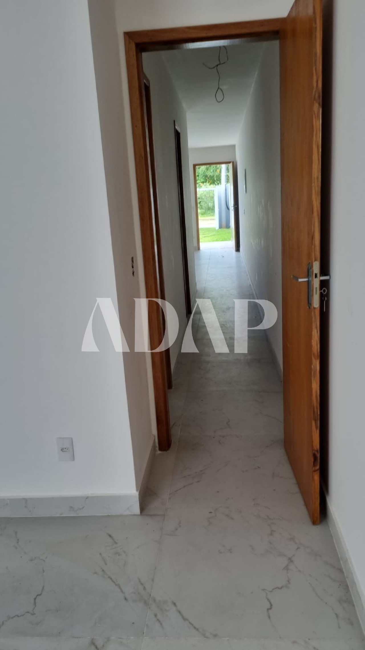 Casa à venda com 2 quartos, 120m² - Foto 13