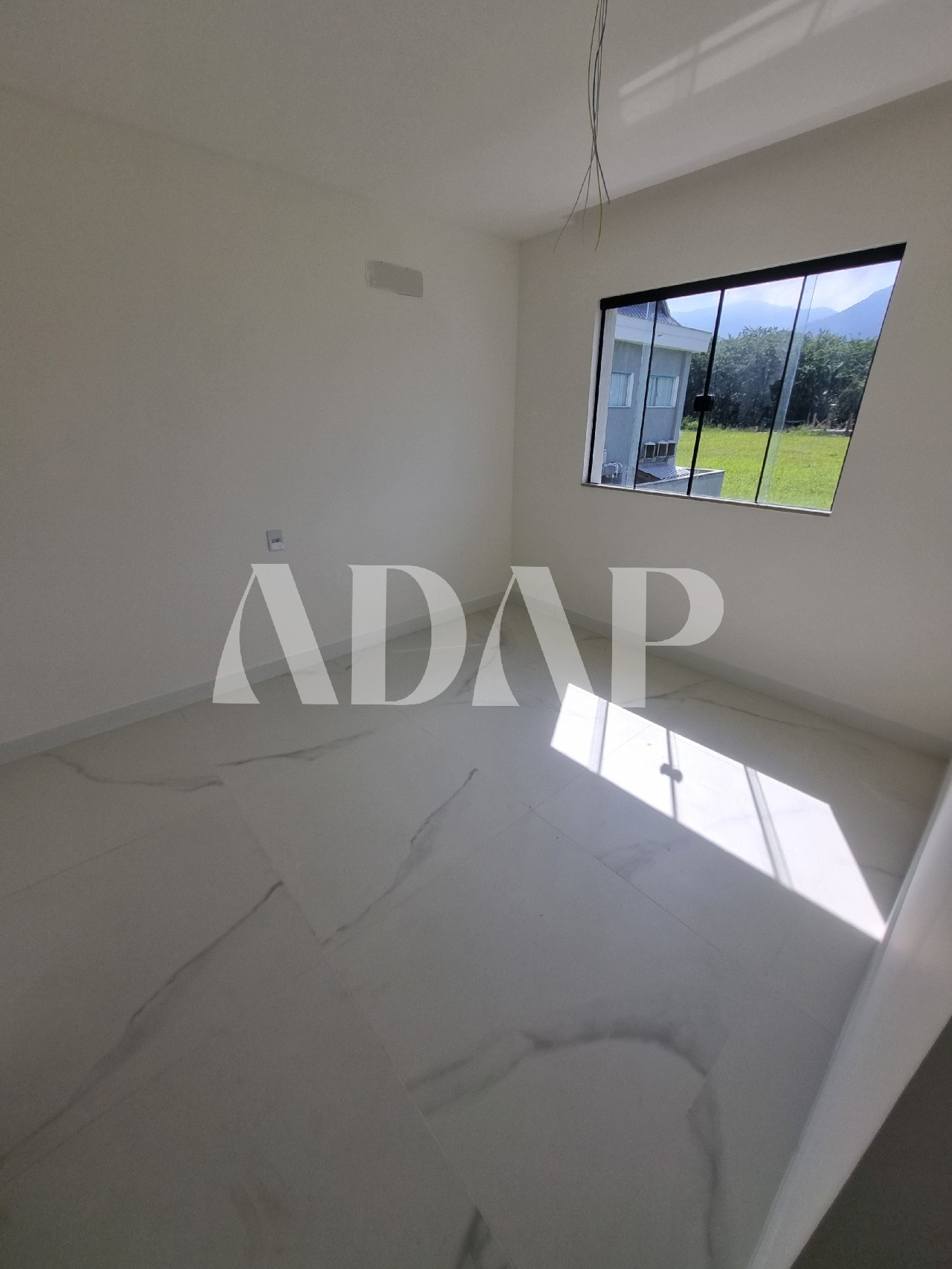 Casa à venda com 4 quartos, 190m² - Foto 23