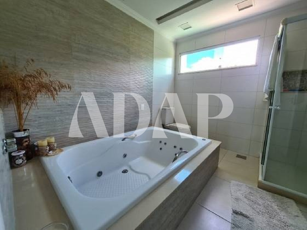 Casa à venda com 4 quartos, 250m² - Foto 18