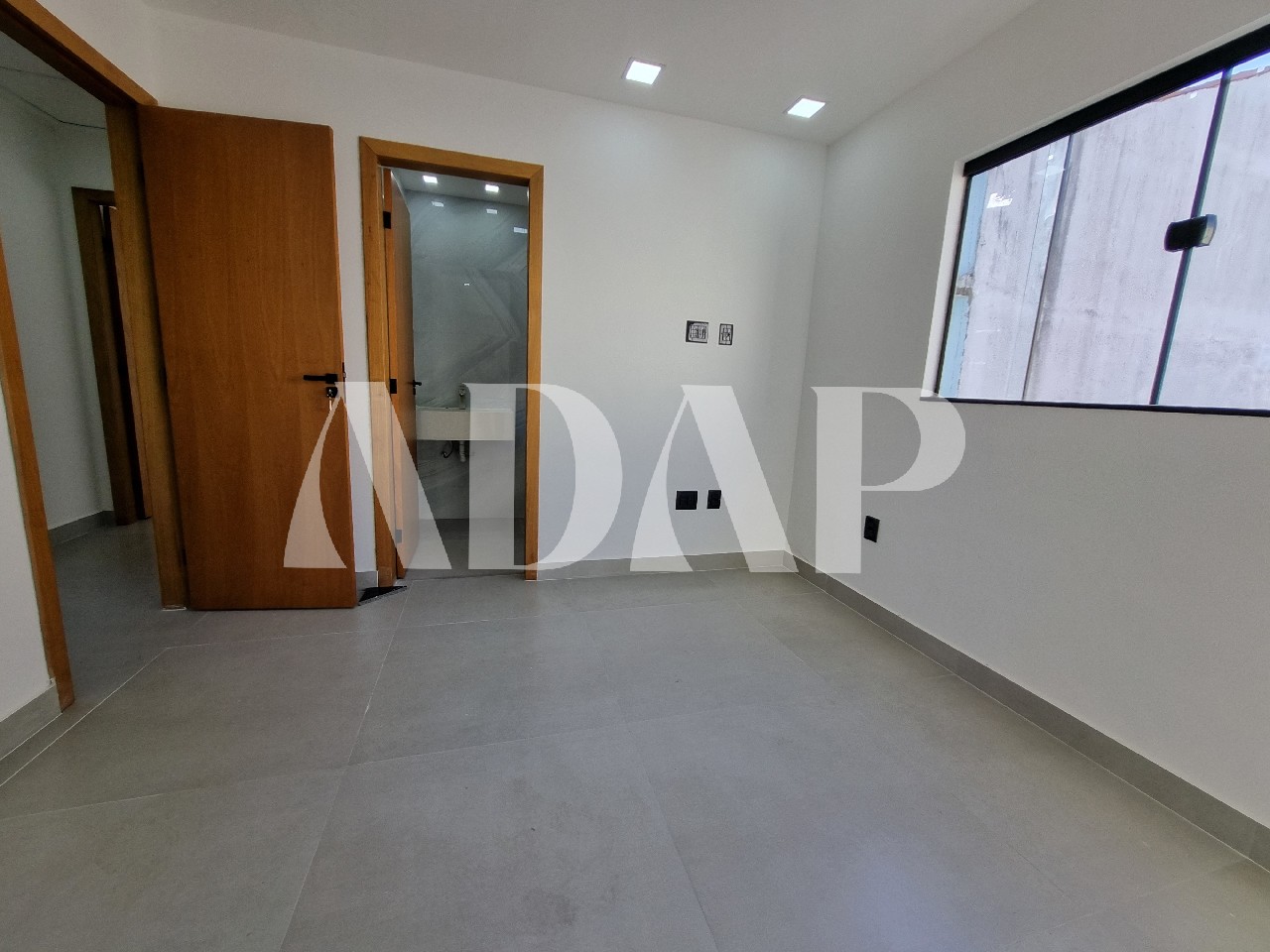 Casa à venda com 4 quartos, 180m² - Foto 38