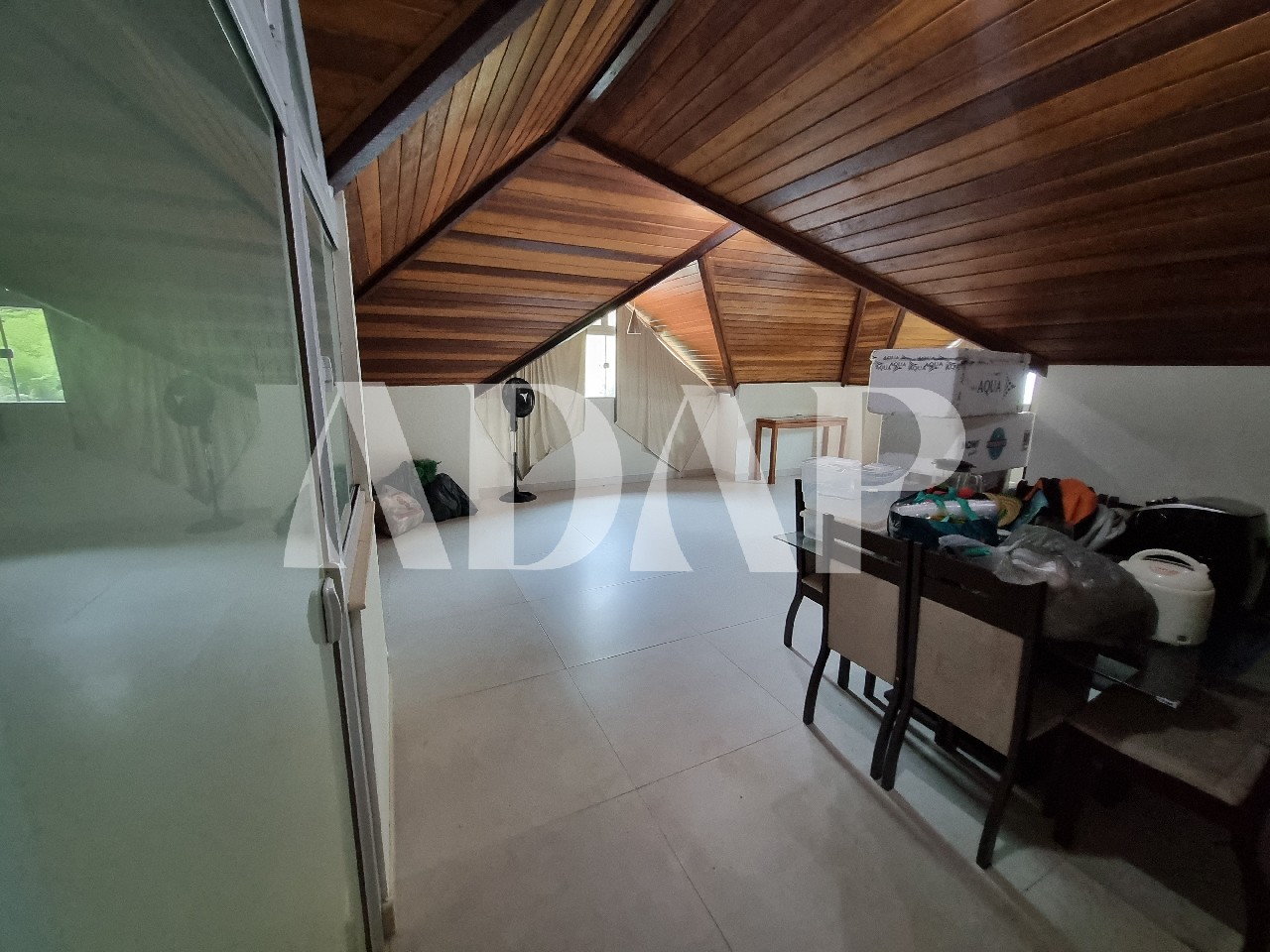 Casa à venda com 4 quartos, 430m² - Foto 9