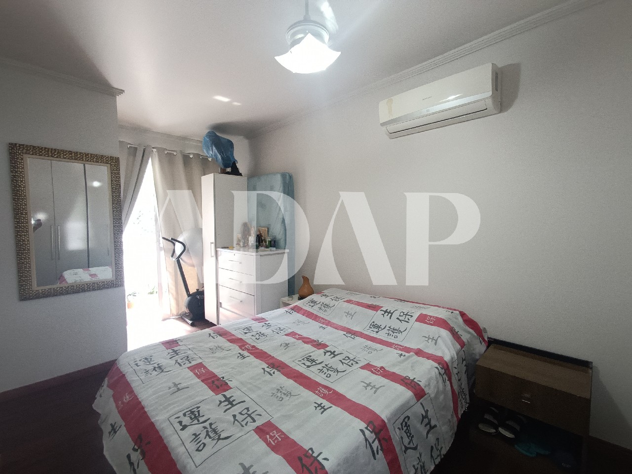 Apartamento à venda com 2 quartos, 67m² - Foto 11