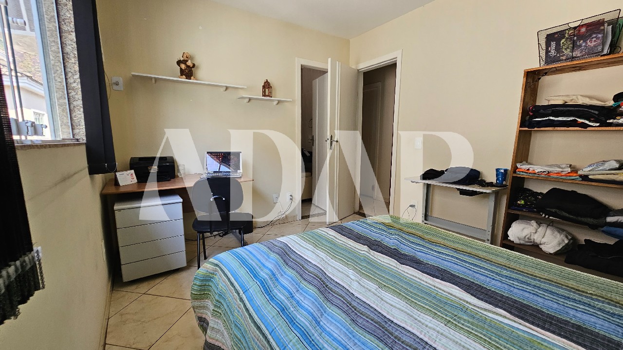 Casa à venda com 3 quartos, 250m² - Foto 30