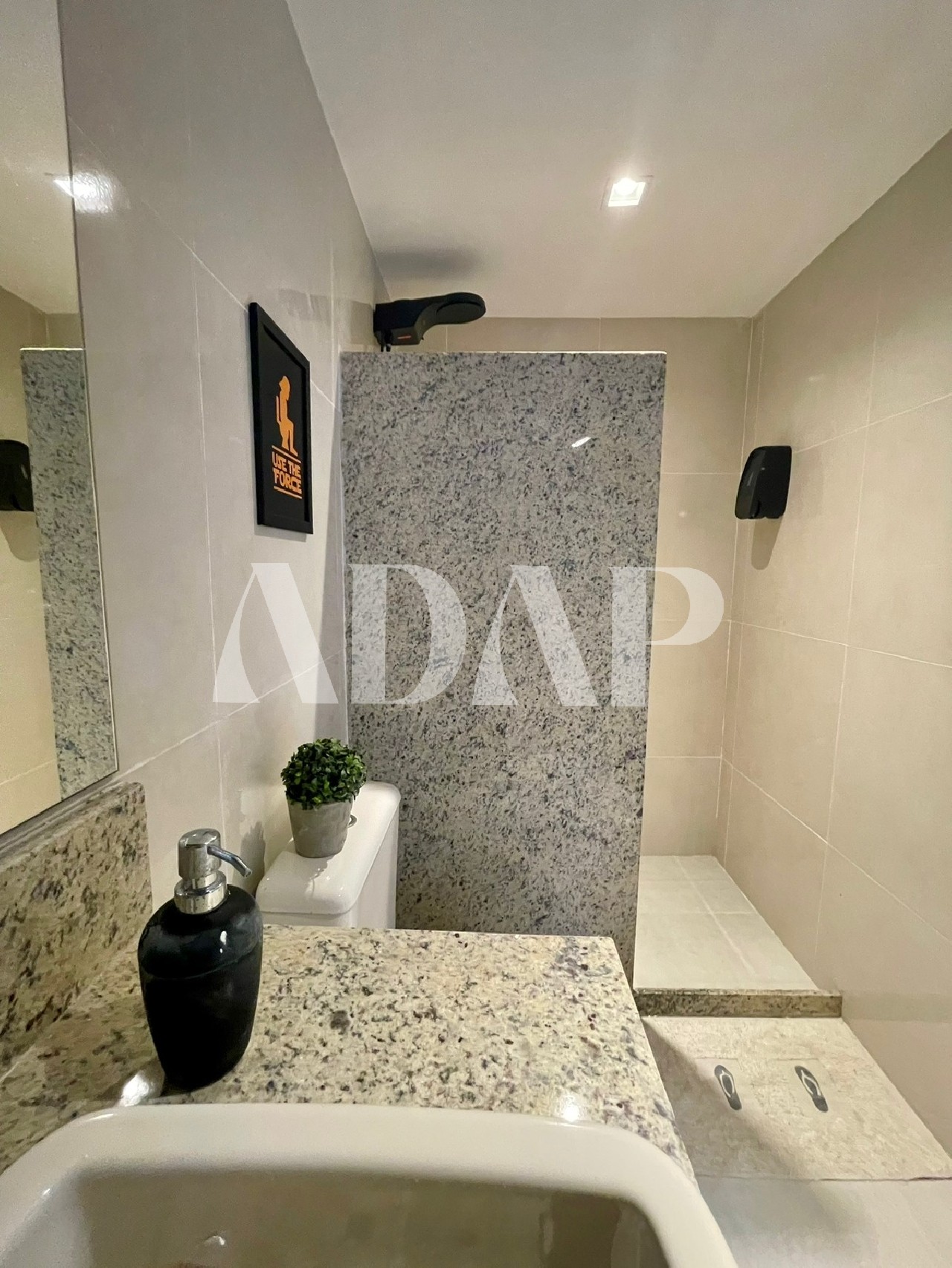 Casa à venda e aluguel com 5 quartos, 500m² - Foto 44