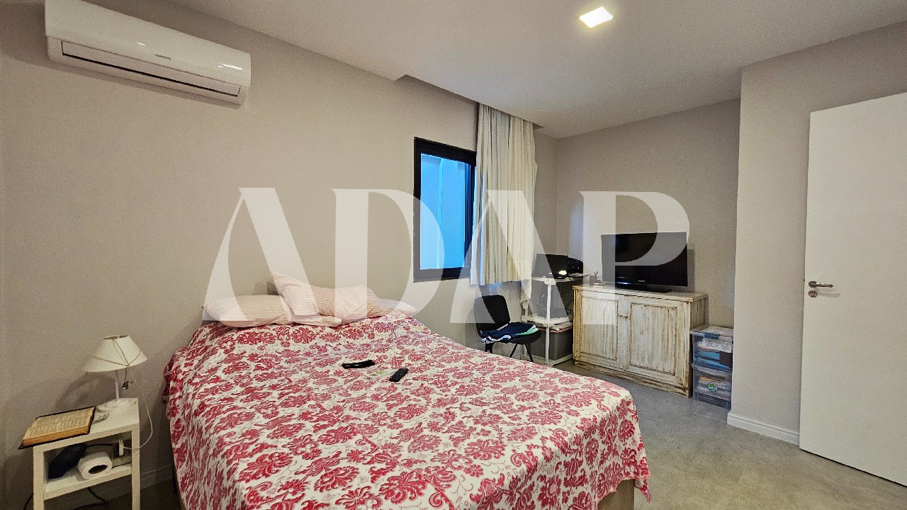 Apartamento à venda com 3 quartos, 380m² - Foto 32