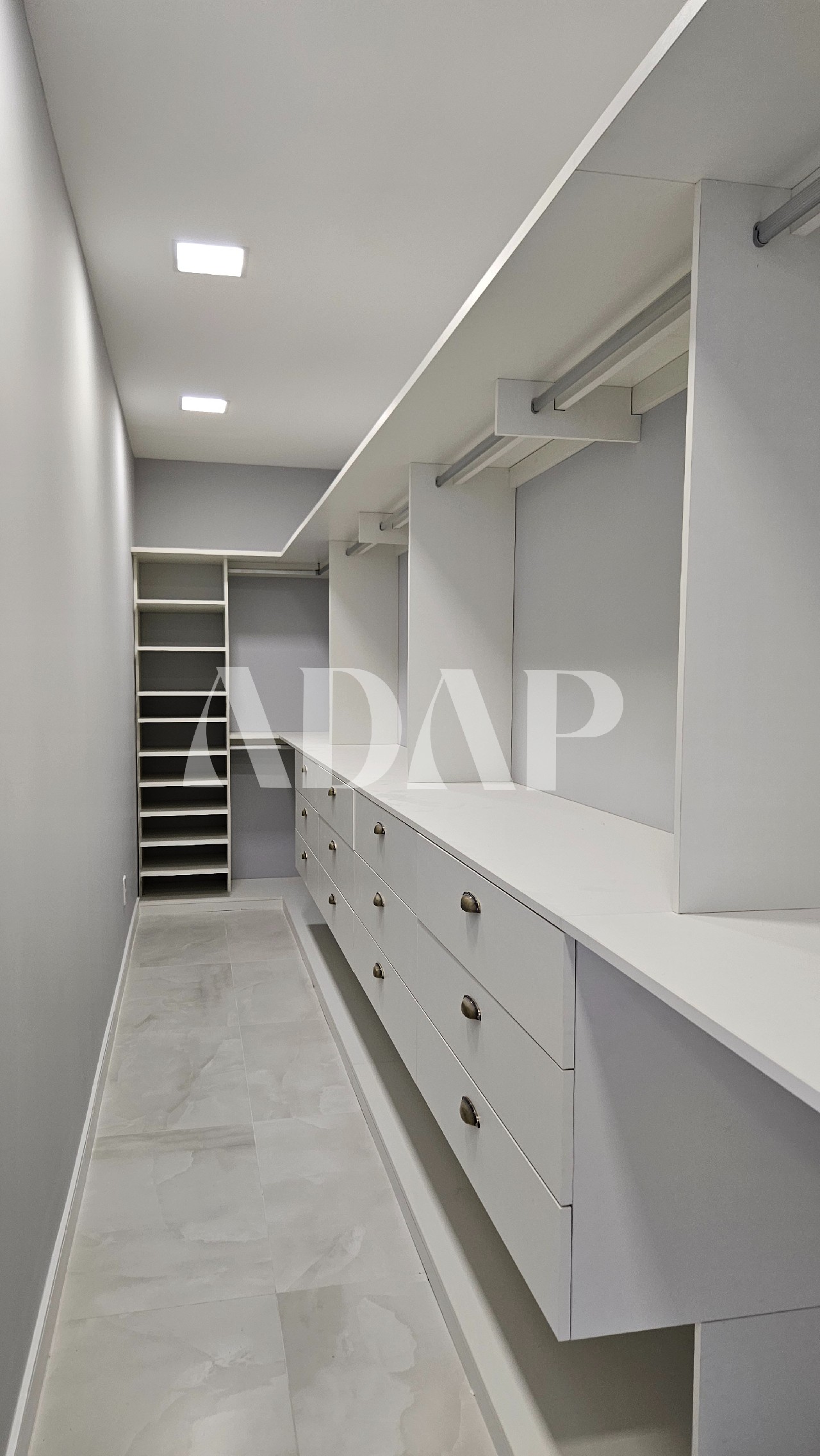 Casa à venda e aluguel com 5 quartos, 498m² - Foto 29