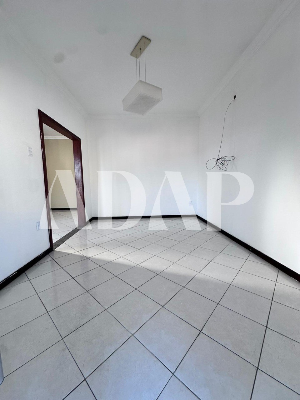 Casa à venda com 4 quartos, 280m² - Foto 28