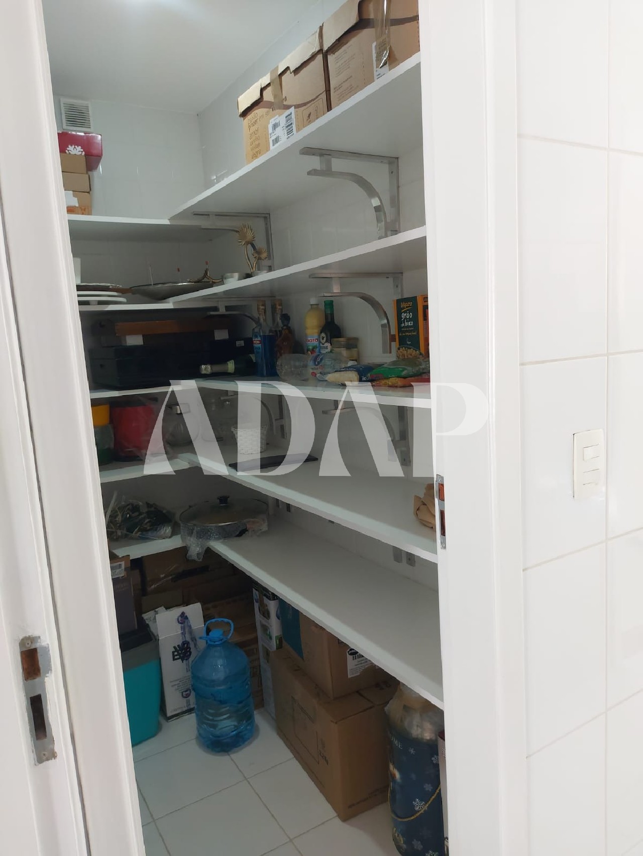 Casa à venda com 4 quartos, 238m² - Foto 18