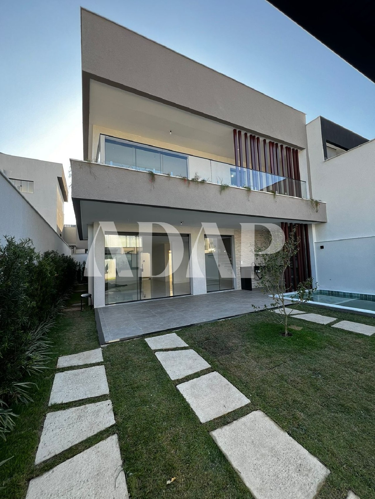 Casa à venda com 4 quartos, 247m² - Foto 17