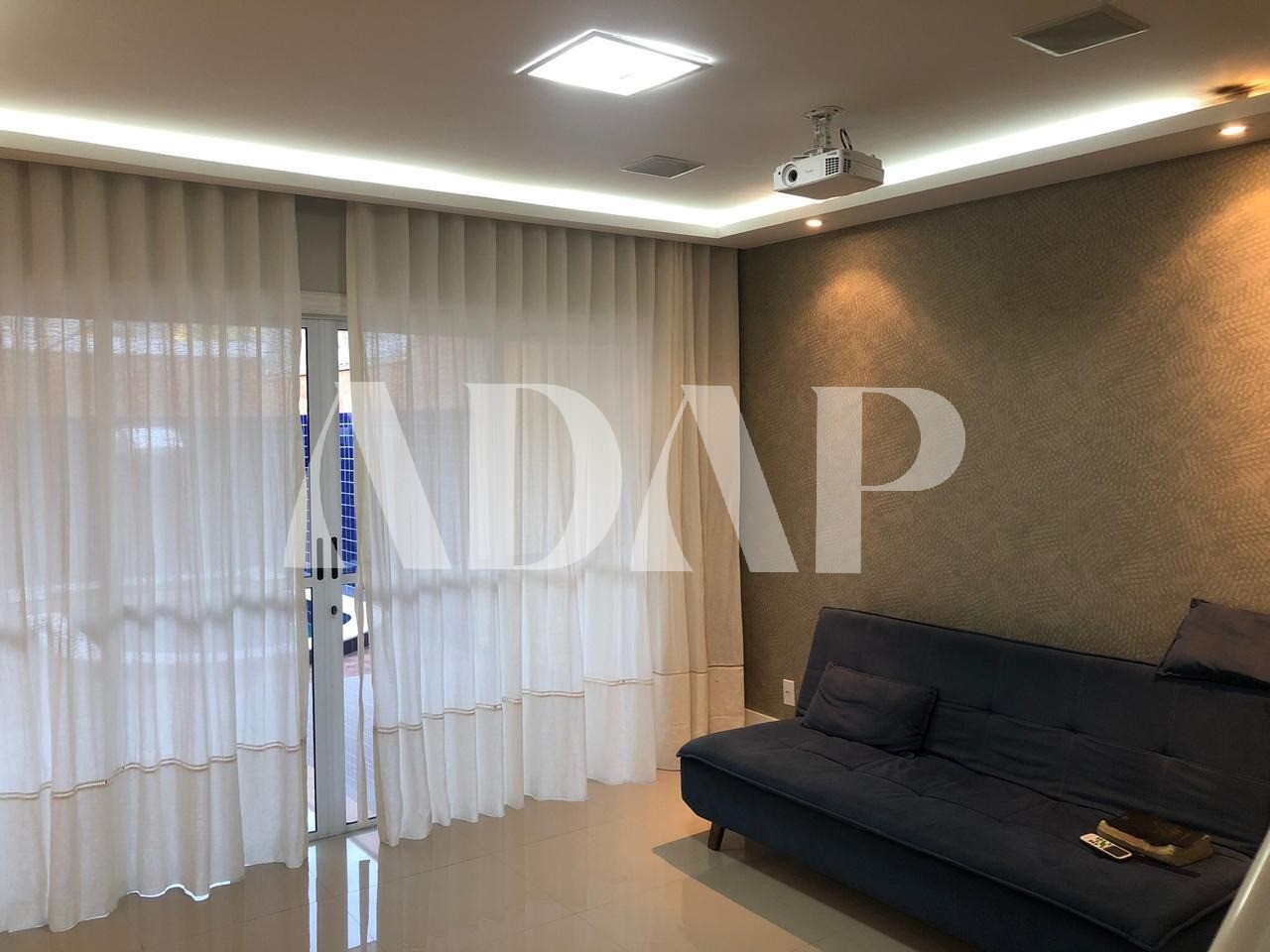 Casa à venda com 3 quartos, 160m² - Foto 18