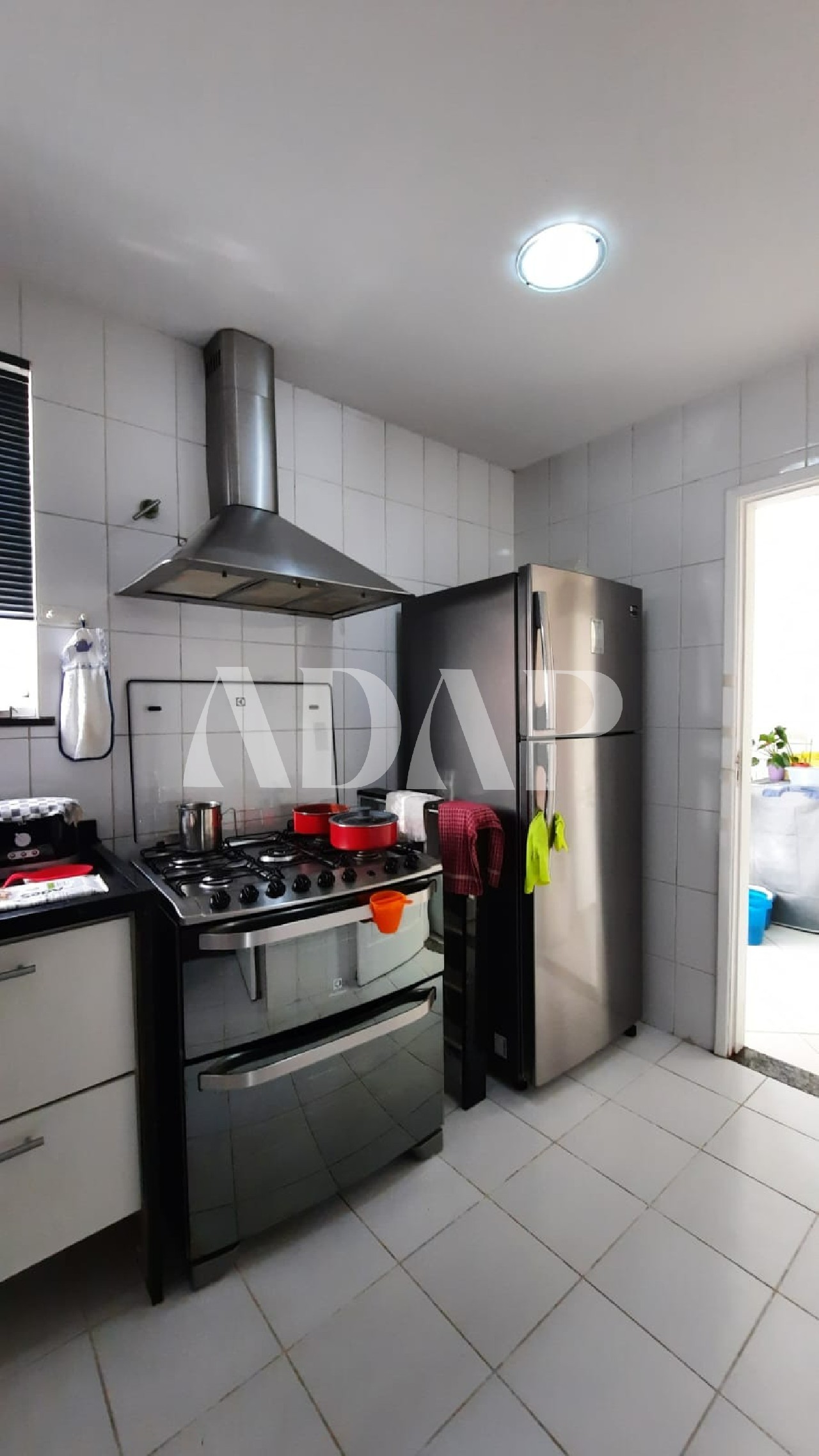 Casa à venda com 3 quartos, 180m² - Foto 43