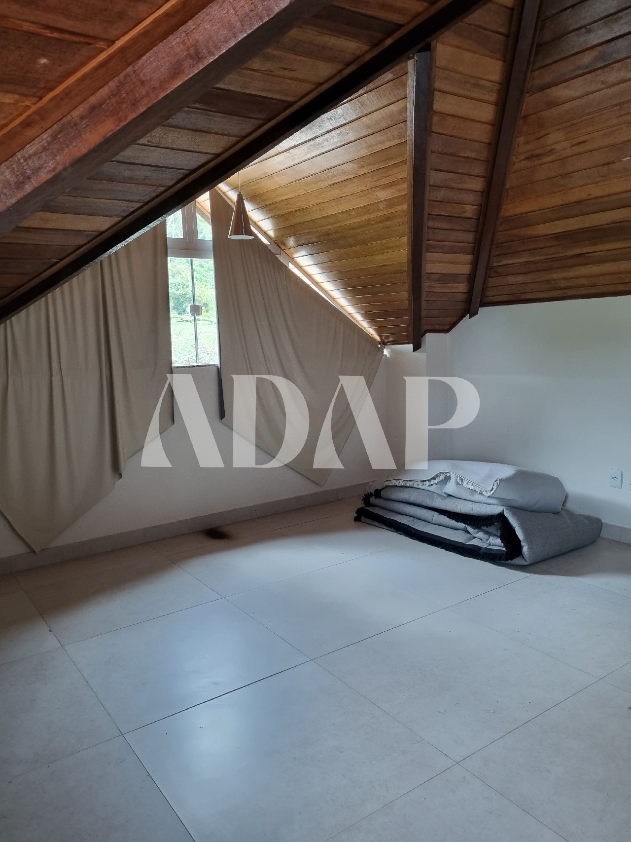 Casa à venda com 4 quartos, 430m² - Foto 22