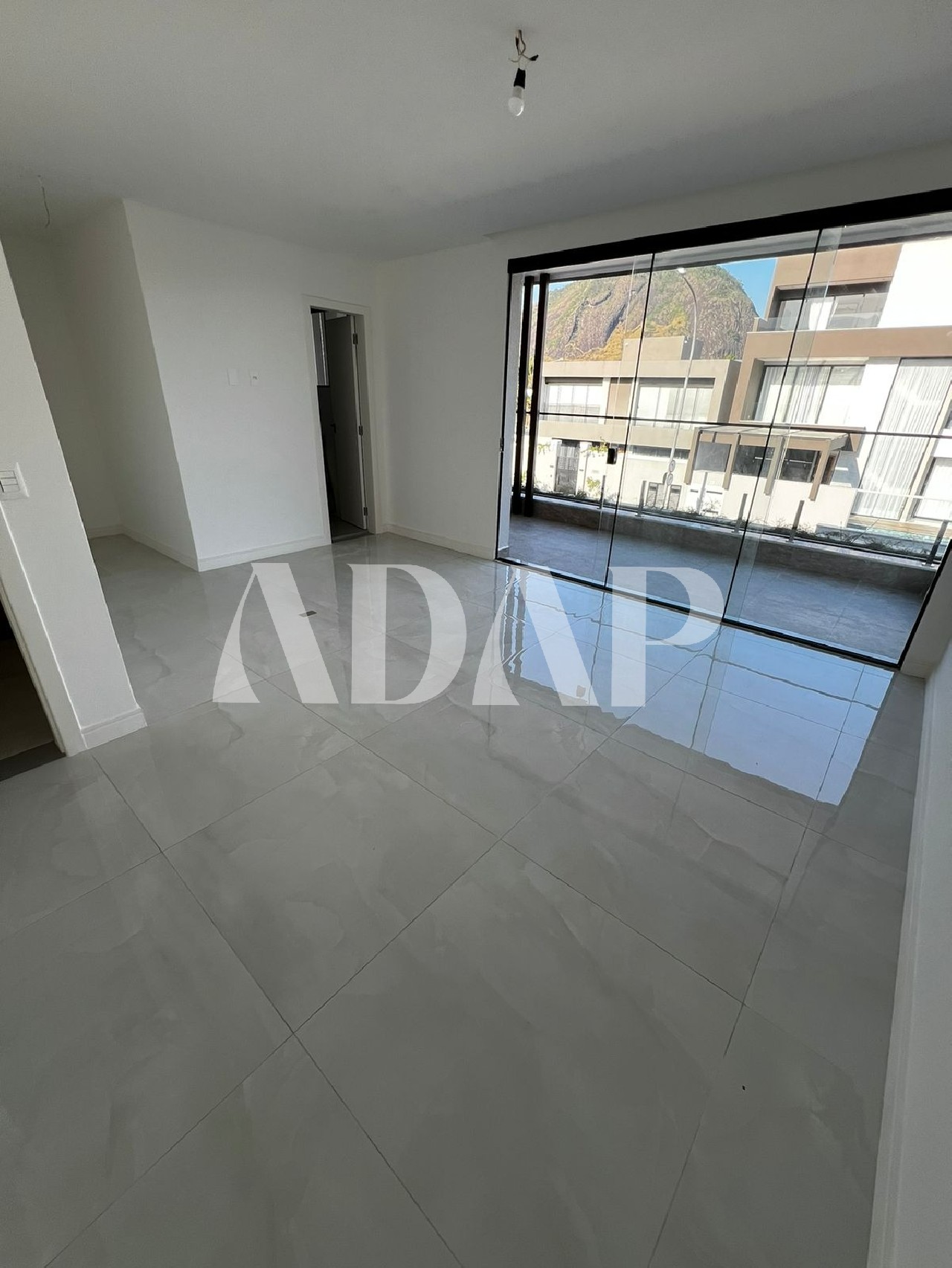 Casa à venda com 4 quartos, 247m² - Foto 37