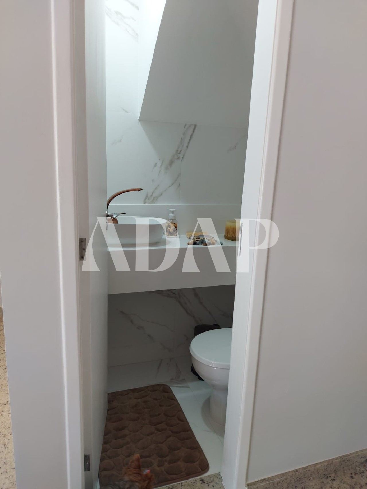 Casa à venda com 4 quartos, 238m² - Foto 14