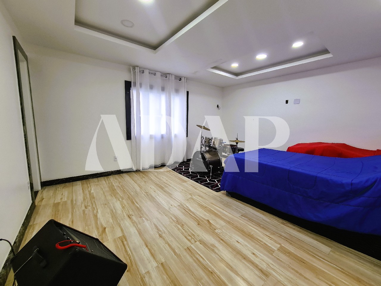 Casa à venda com 4 quartos, 450m² - Foto 33