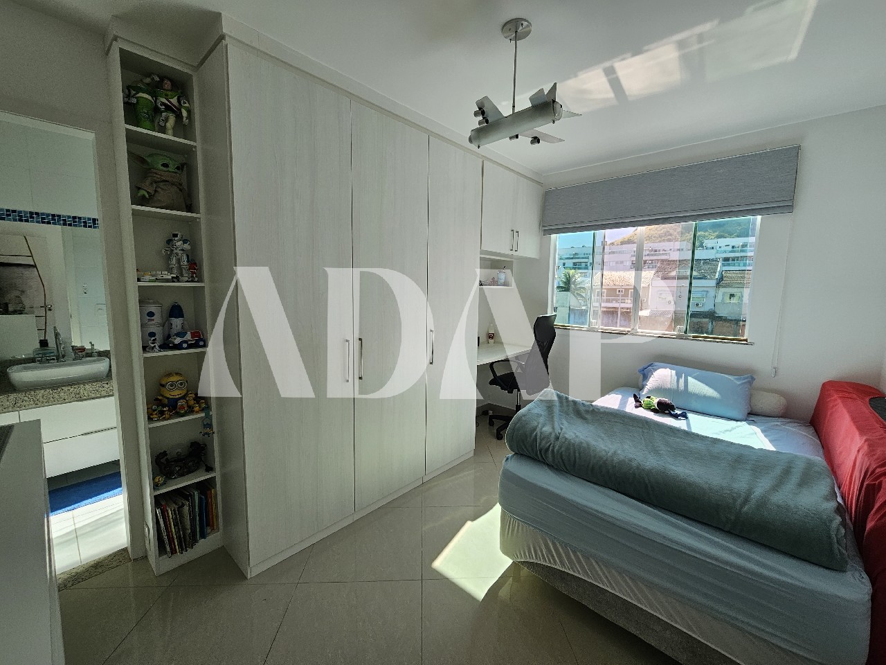 Casa à venda com 4 quartos, 243m² - Foto 44