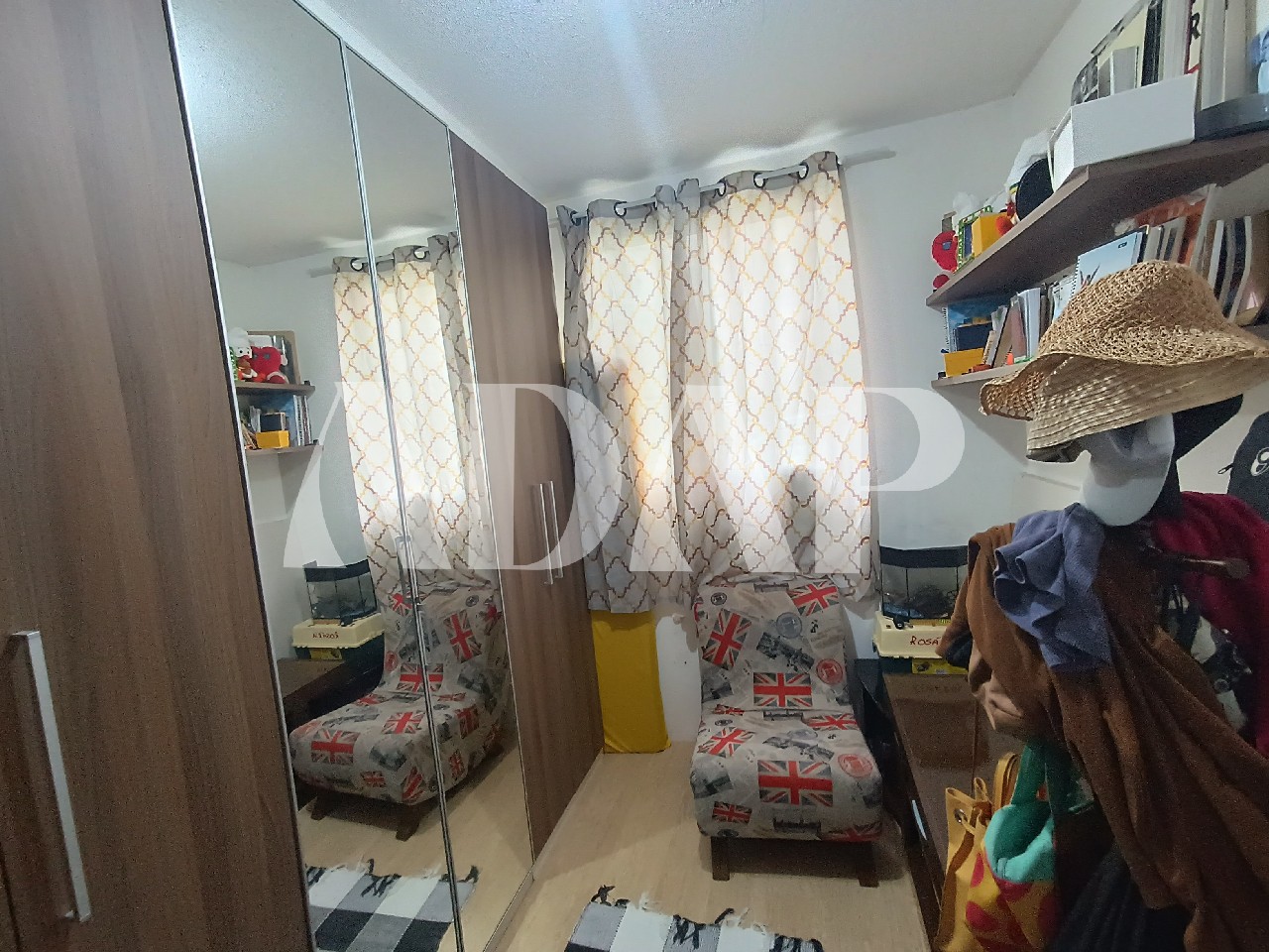 Apartamento à venda com 3 quartos, 54m² - Foto 3