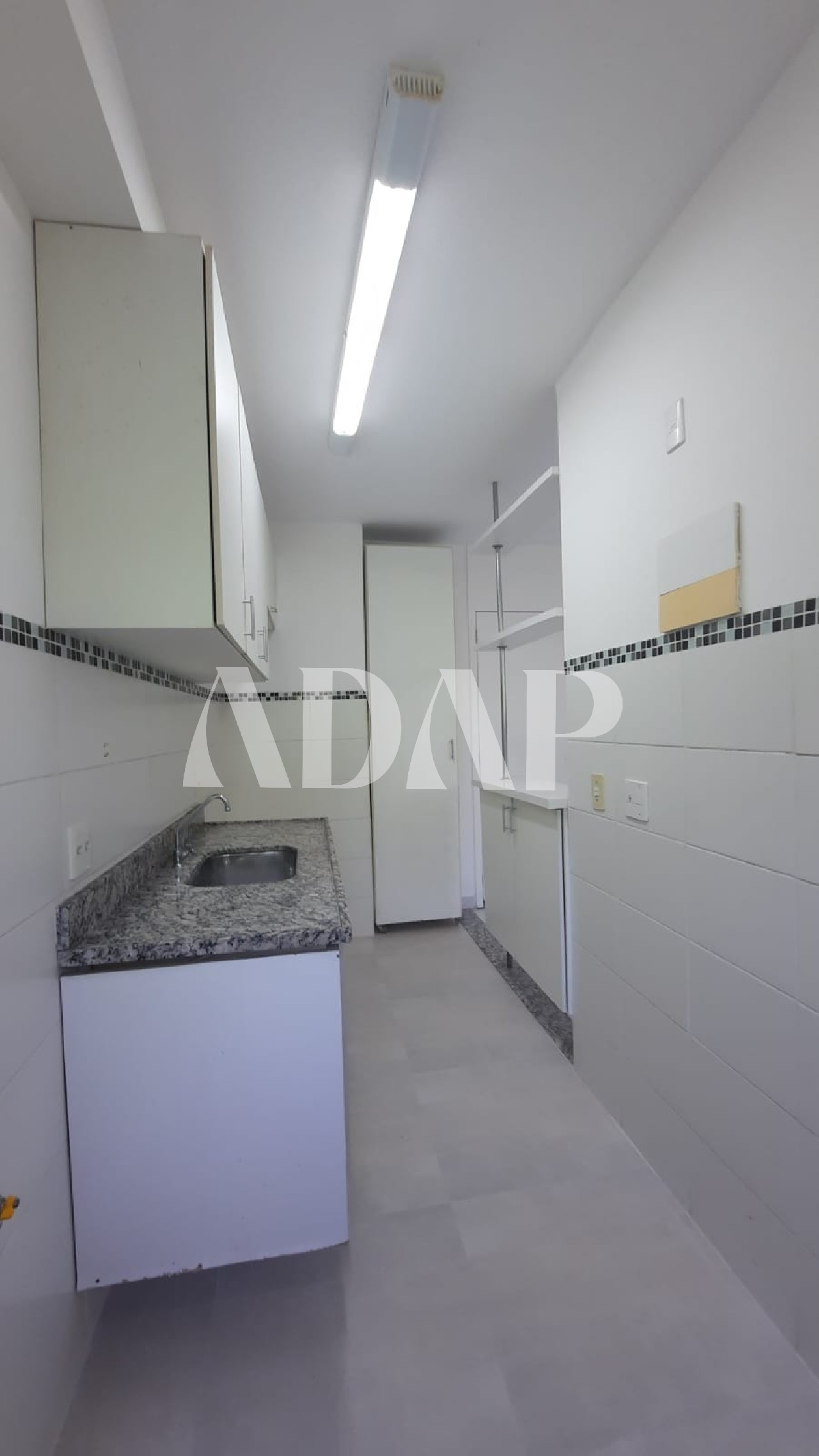 Apartamento à venda com 2 quartos, 44m² - Foto 8