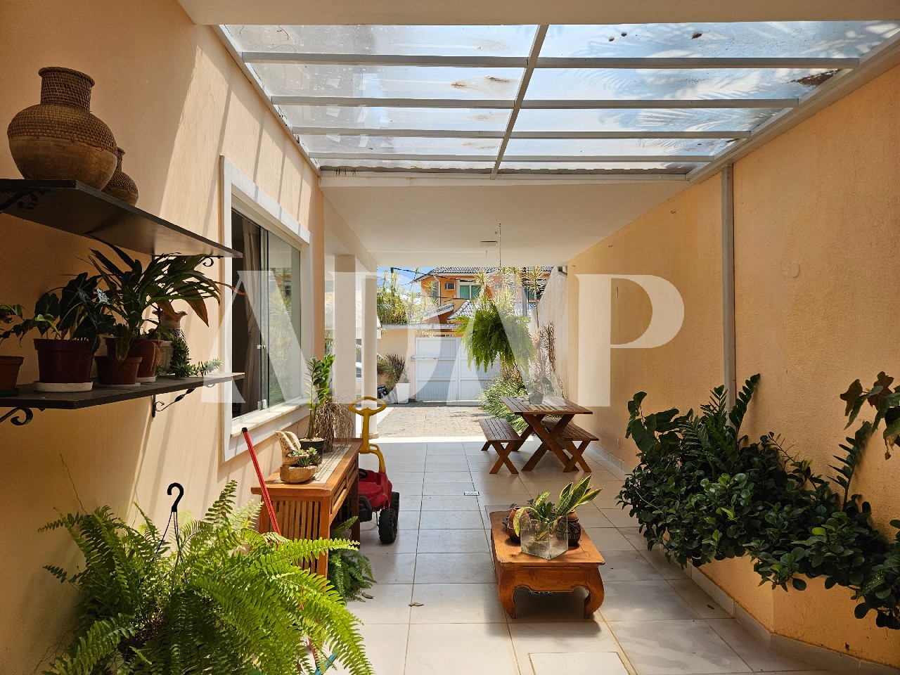 Casa à venda e aluguel com 4 quartos, 360m² - Foto 45