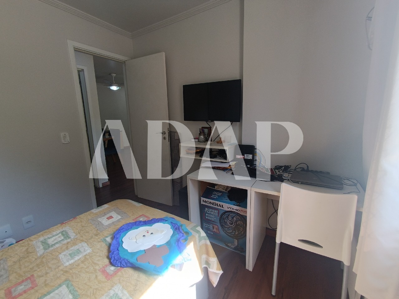 Apartamento à venda com 2 quartos, 67m² - Foto 16