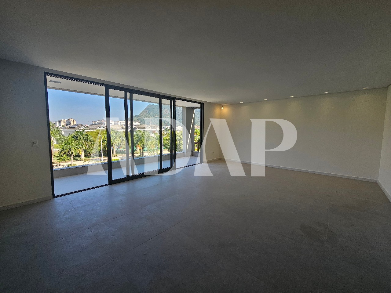 Casa à venda com 5 quartos, 442m² - Foto 5