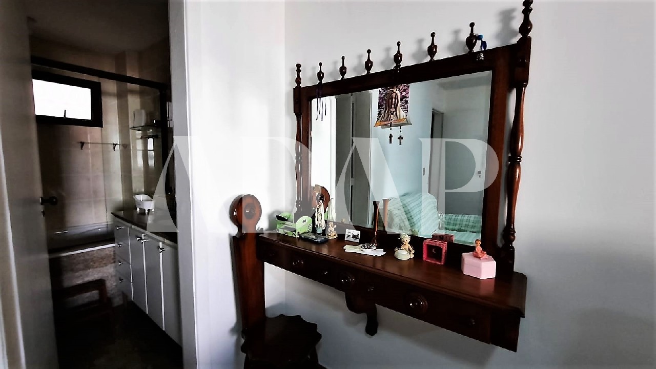 Apartamento à venda com 3 quartos, 183m² - Foto 37