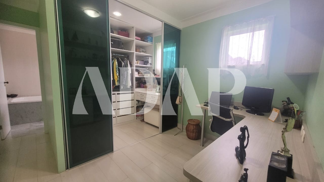 Casa à venda com 3 quartos, 273m² - Foto 13