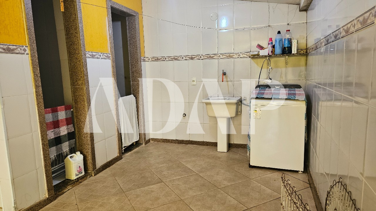 Casa à venda com 3 quartos, 250m² - Foto 21