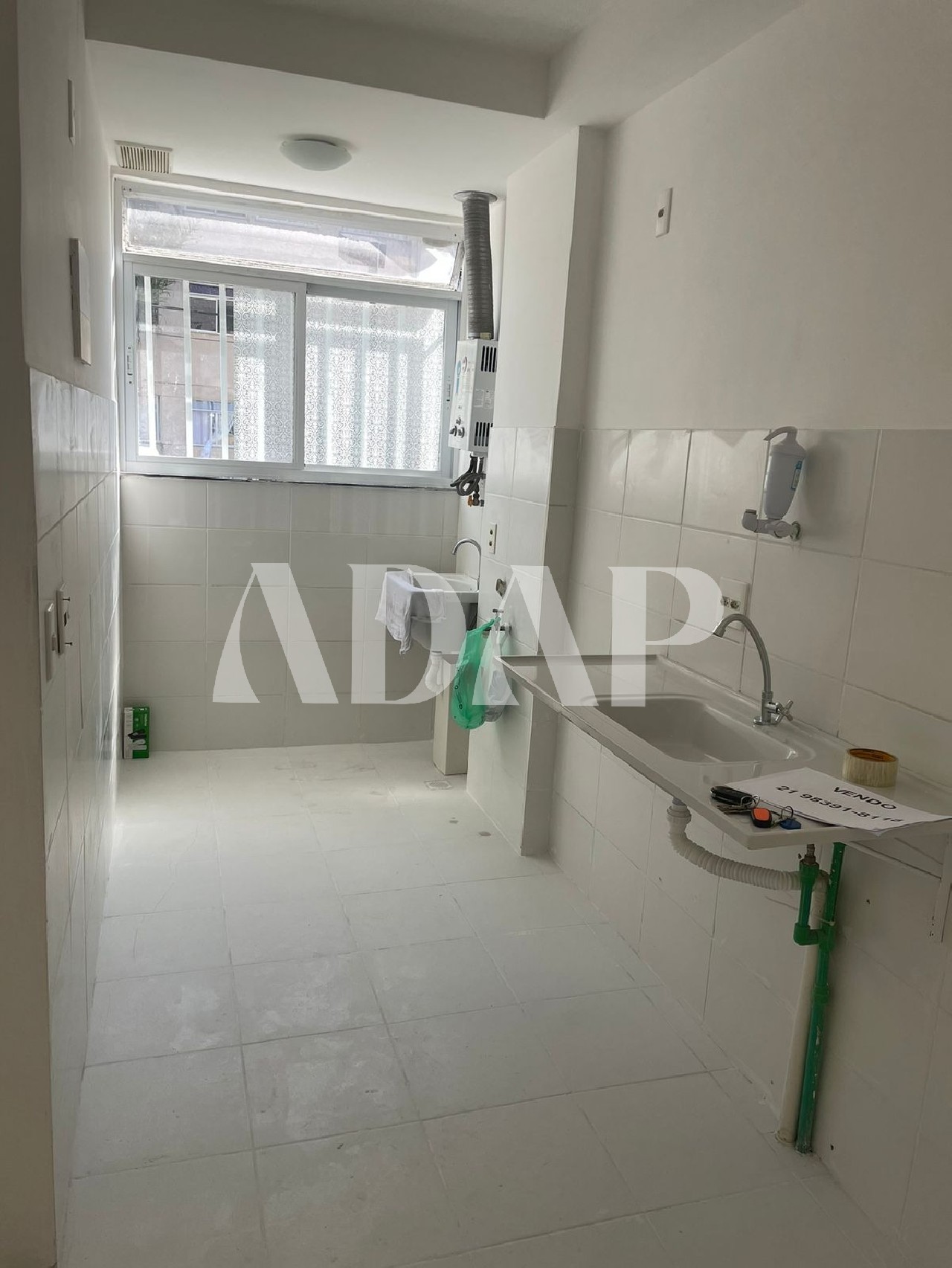 Apartamento à venda com 2 quartos, 43m² - Foto 10