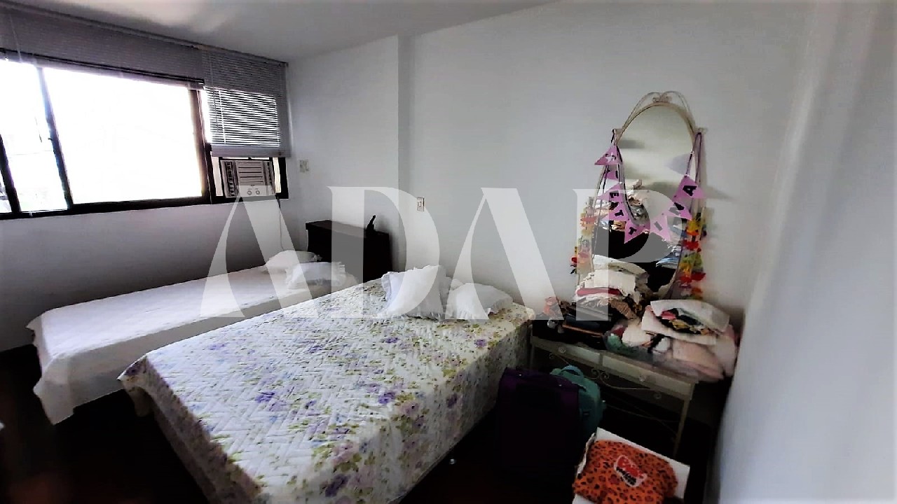 Apartamento à venda com 3 quartos, 183m² - Foto 24