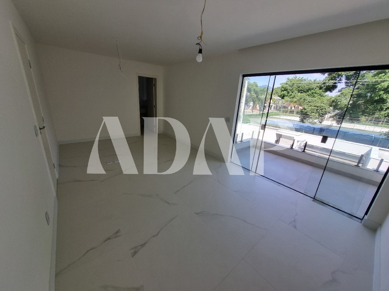 Casa à venda com 4 quartos, 190m² - Foto 9