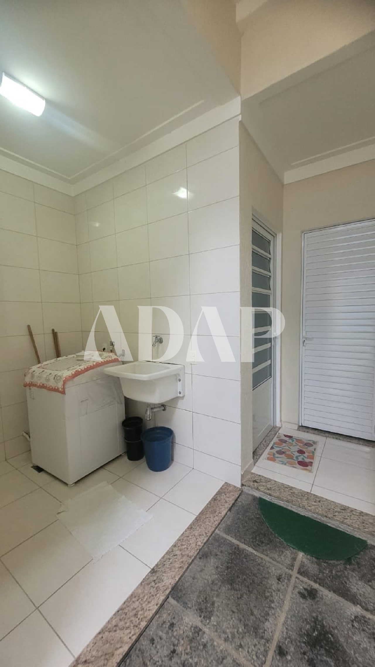 Casa à venda com 3 quartos, 273m² - Foto 28