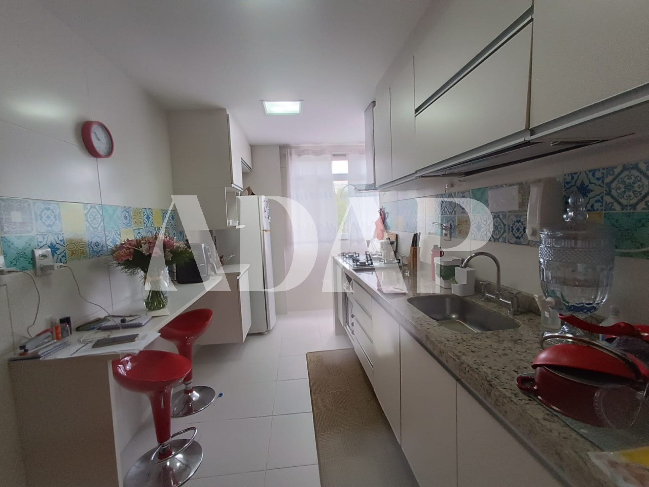 Apartamento à venda com 3 quartos, 95m² - Foto 11