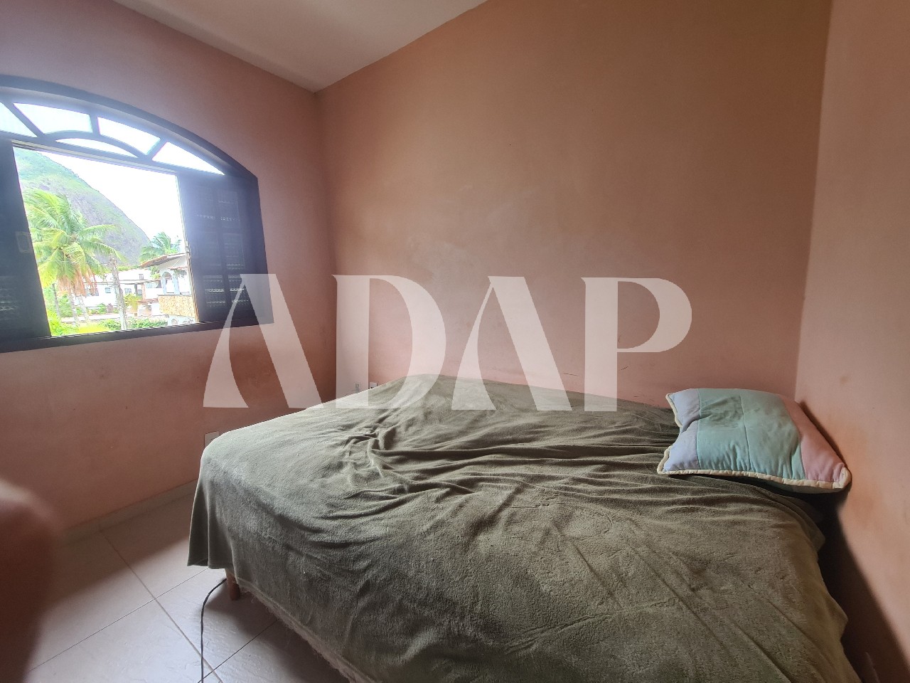 Casa à venda com 3 quartos, 360m² - Foto 16