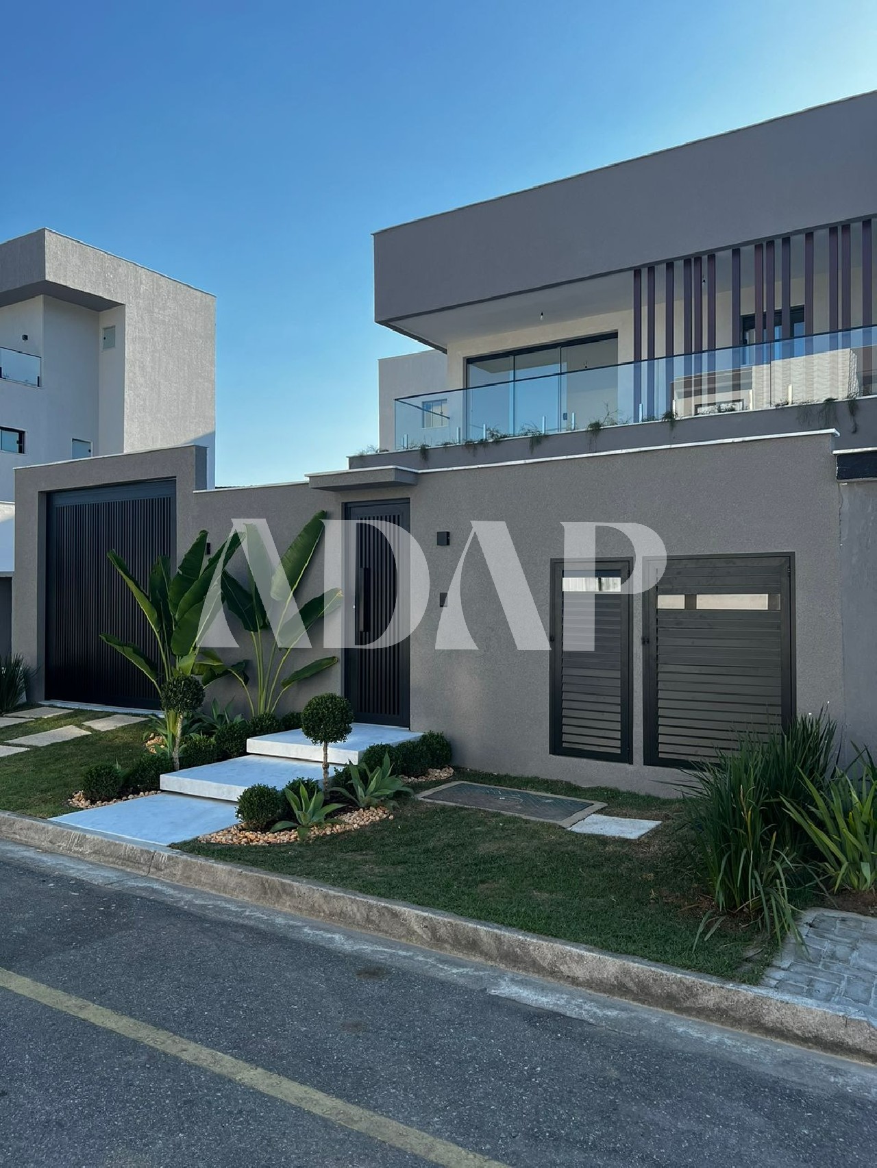 Casa à venda com 4 quartos, 247m² - Foto 4