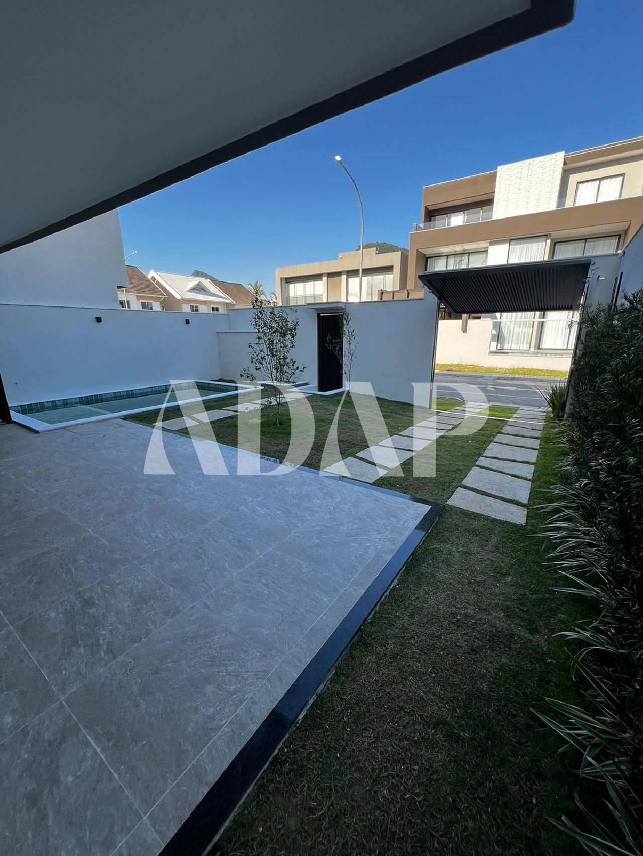 Casa à venda com 4 quartos, 247m² - Foto 24